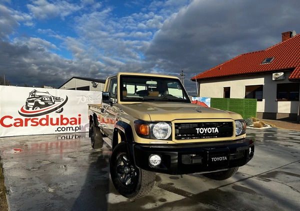 Toyota Land Cruiser cena 239000 przebieg: 25, rok produkcji 2022 z Wieleń małe 301